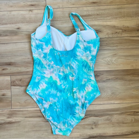 NWT Johnny Was Calme Aqua Keys
Turquoise Tie Dye One Piece Swimsuit - Picture 2 of 7